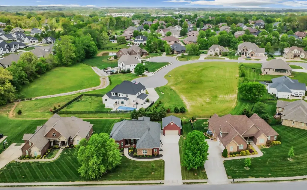 313 Bryson Lane Clarksville TN 37043