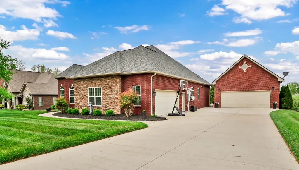 313 Bryson Lane Clarksville TN 37043