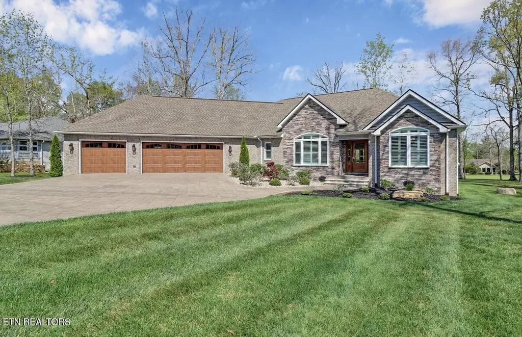 120 Forest View Drive Crossville TN 38558