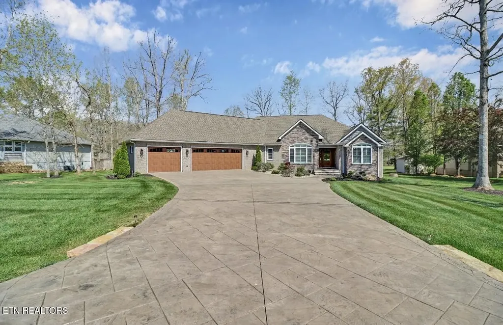 120 Forest View Drive Crossville TN 38558