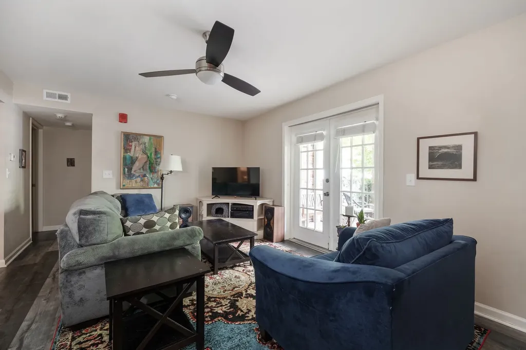 5025 Hillsboro Pike Nashville TN 37215