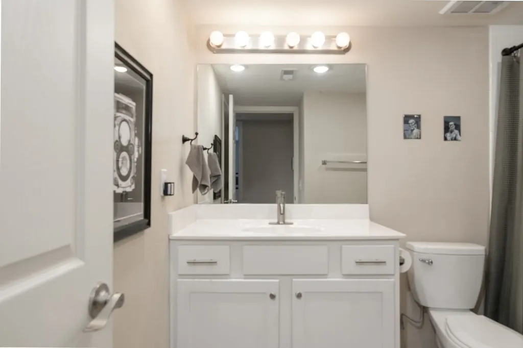 5025 Hillsboro Pike Nashville TN 37215