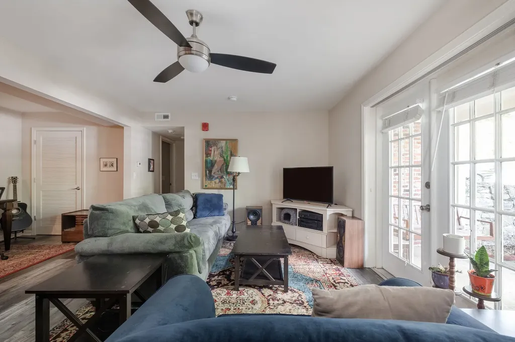 5025 Hillsboro Pike Nashville TN 37215