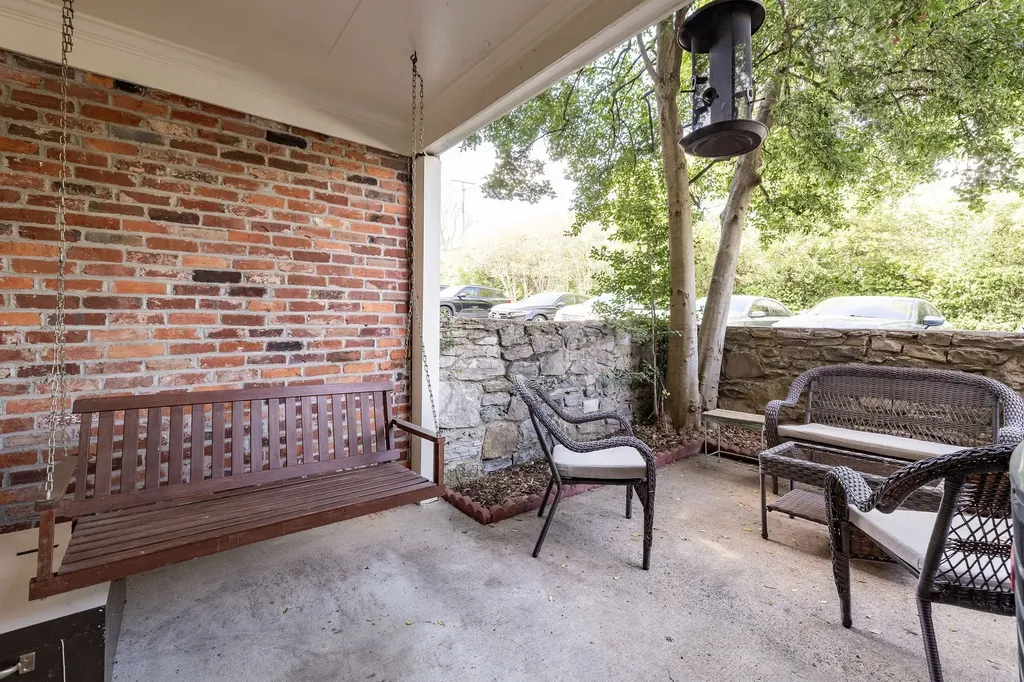 5025 Hillsboro Pike Nashville TN 37215