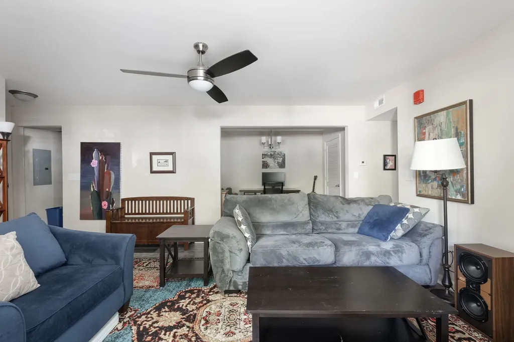 5025 Hillsboro Pike Nashville TN 37215