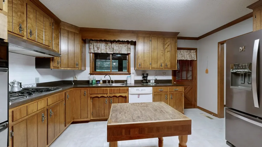 2413 Fly Road Nolensville TN 37135