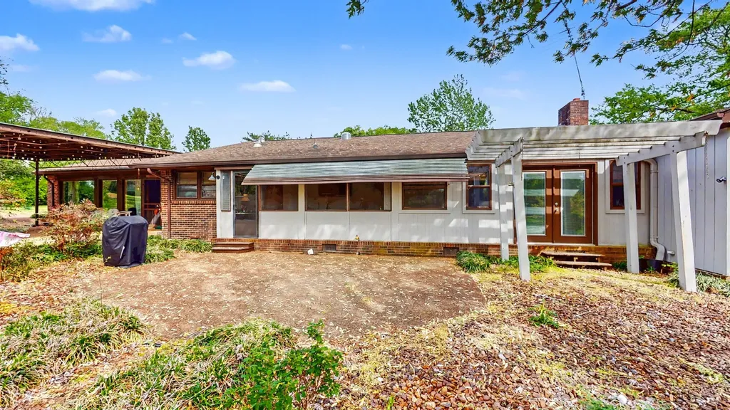 2413 Fly Road Nolensville TN 37135