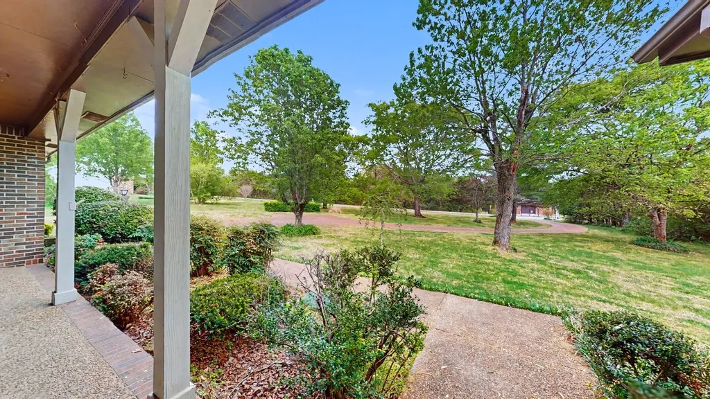 2413 Fly Road Nolensville TN 37135