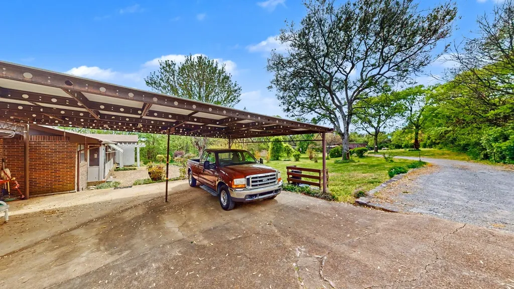 2413 Fly Road Nolensville TN 37135