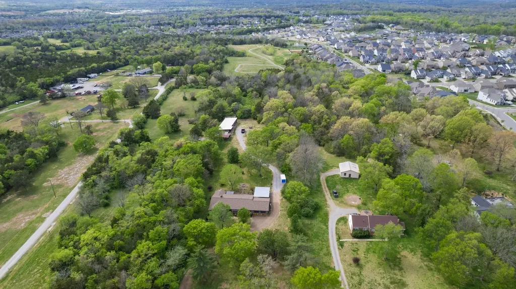 2413 Fly Road Nolensville TN 37135