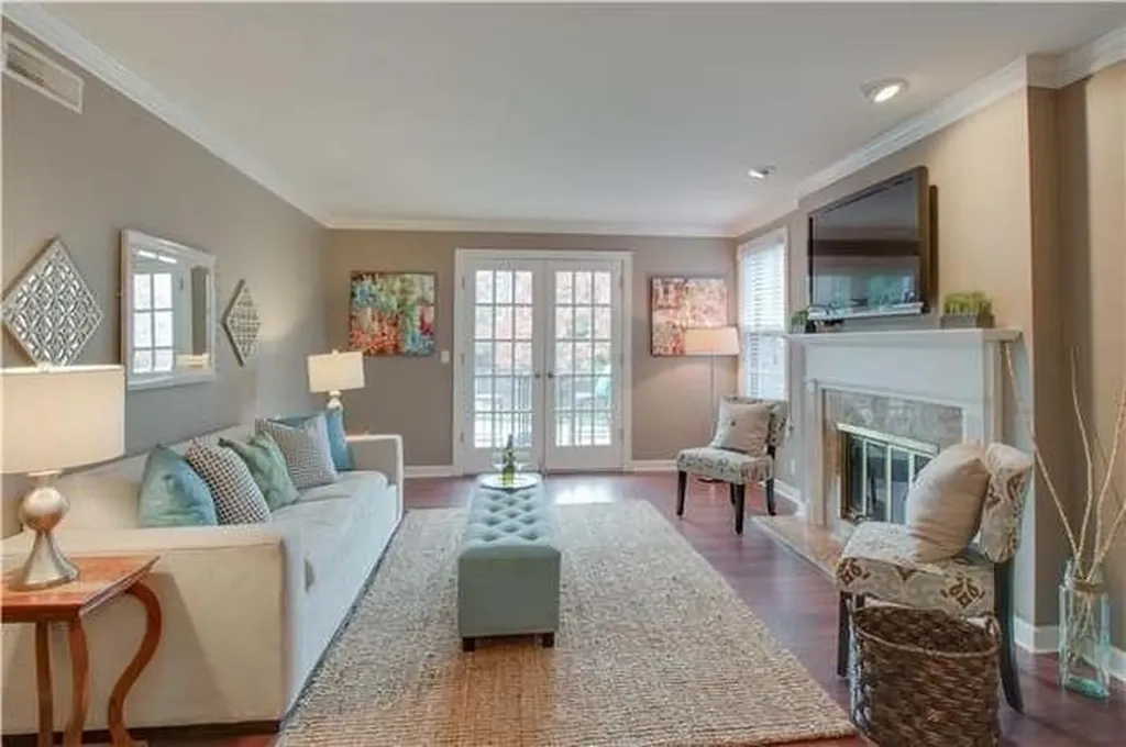3188 Hillsboro Pike Nashville TN 37215