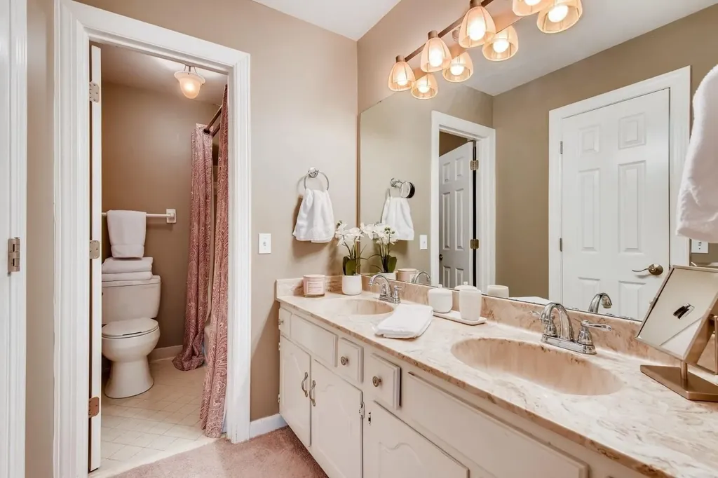 3188 Hillsboro Pike Nashville TN 37215