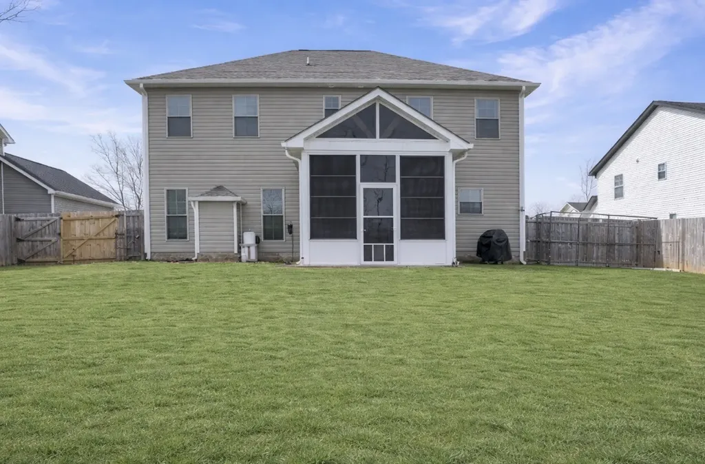 125 Schroer Road Clarksville TN 37042