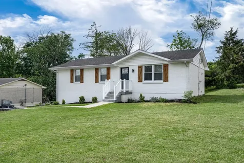 143 Evergreen Circle Hendersonville TN 37075