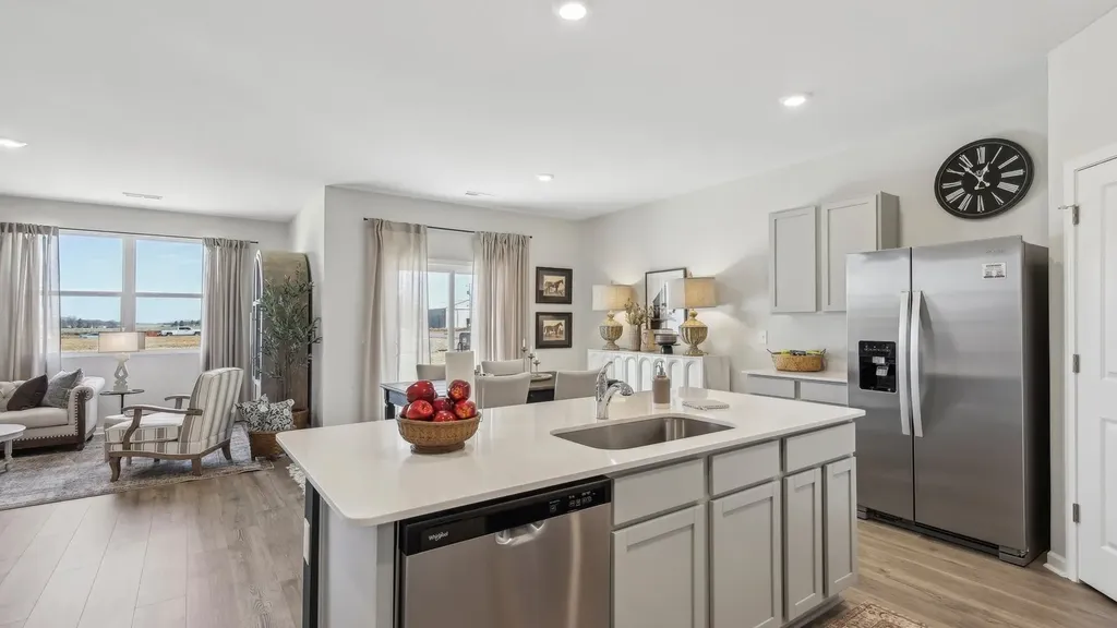 4348 Scarlet Court Columbia TN 38401