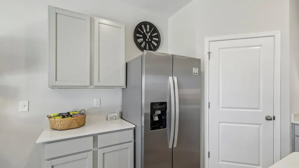 4348 Scarlet Court Columbia TN 38401
