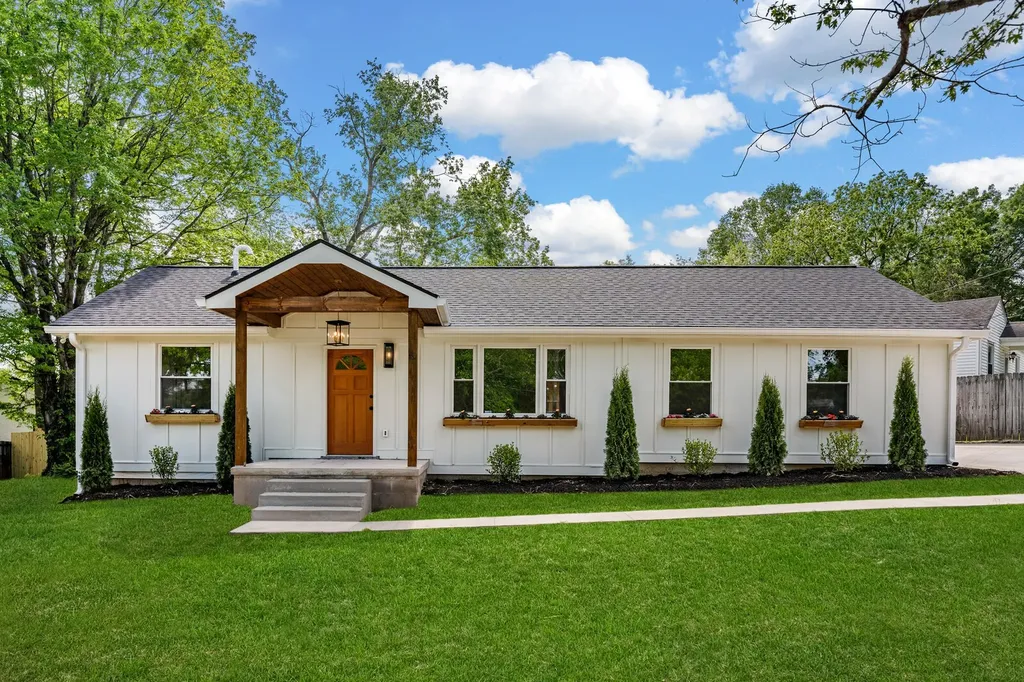 2935 Emery Drive Nashville TN 37214