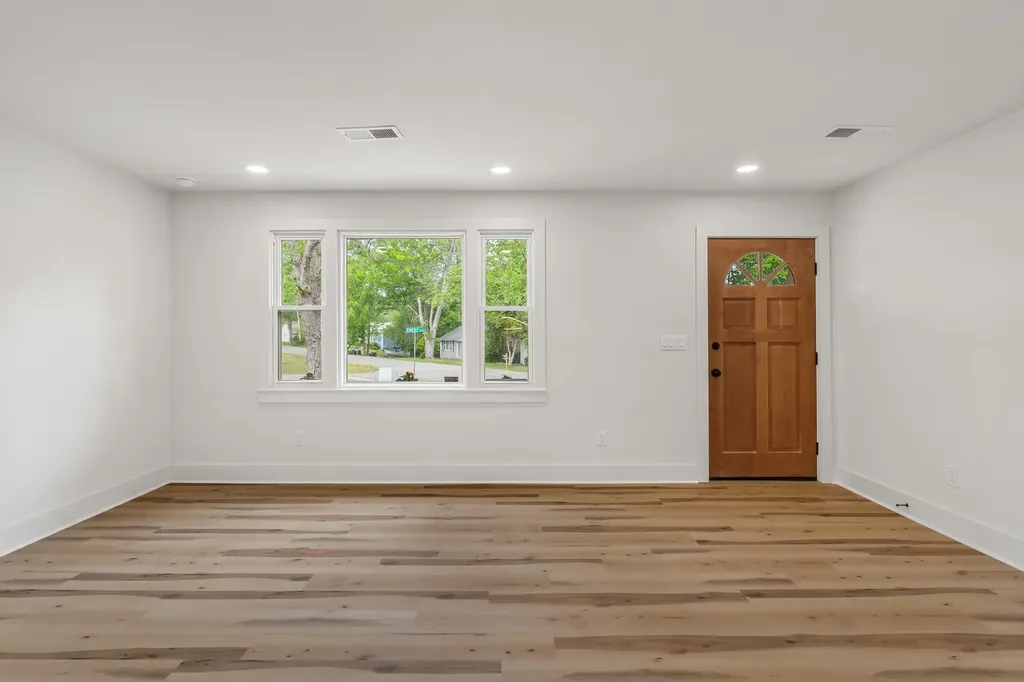 2935 Emery Drive Nashville TN 37214