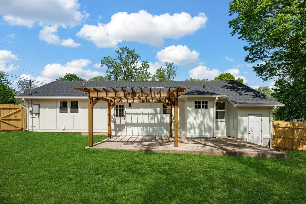 2935 Emery Drive Nashville TN 37214