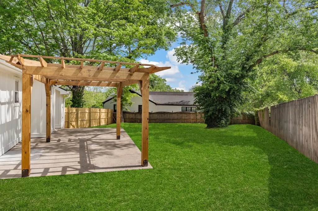 2935 Emery Drive Nashville TN 37214