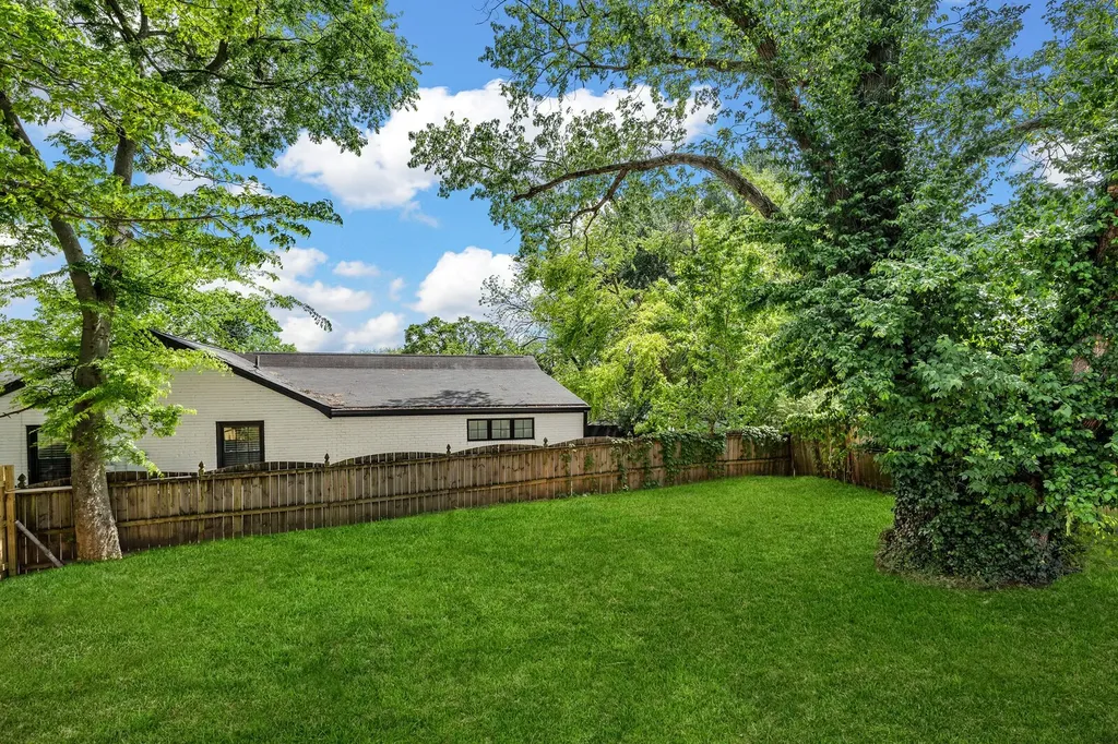 2935 Emery Drive Nashville TN 37214