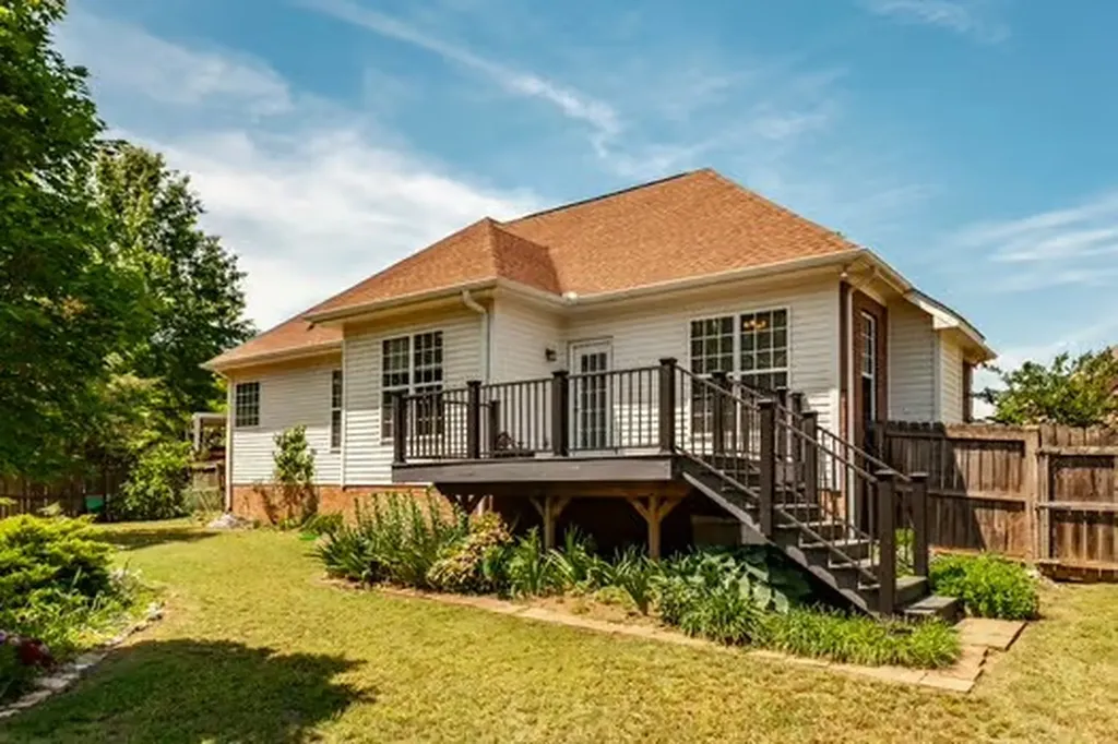 134 Camp Creek Circle Hendersonville TN 37075