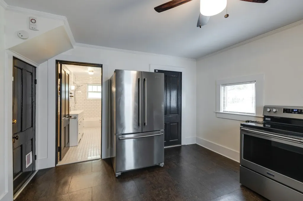 913 31st Ave, N Nashville TN 37209