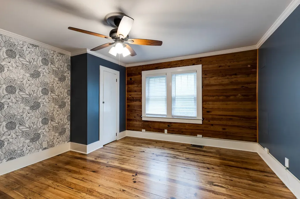 913 31st Ave, N Nashville TN 37209
