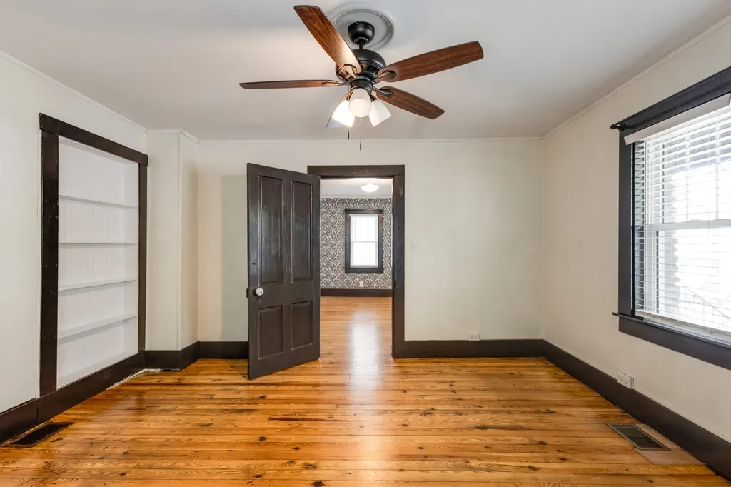 913 31st Ave, N Nashville TN 37209