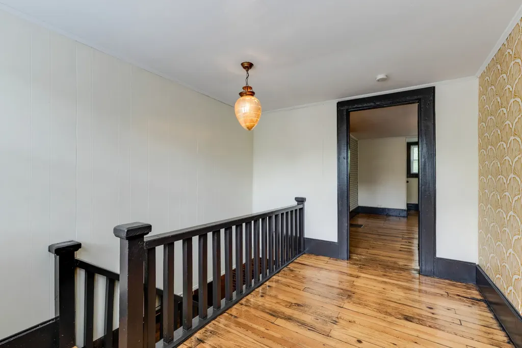 913 31st Ave, N Nashville TN 37209