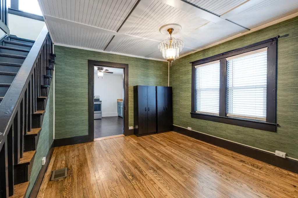 913 31st Ave, N Nashville TN 37209