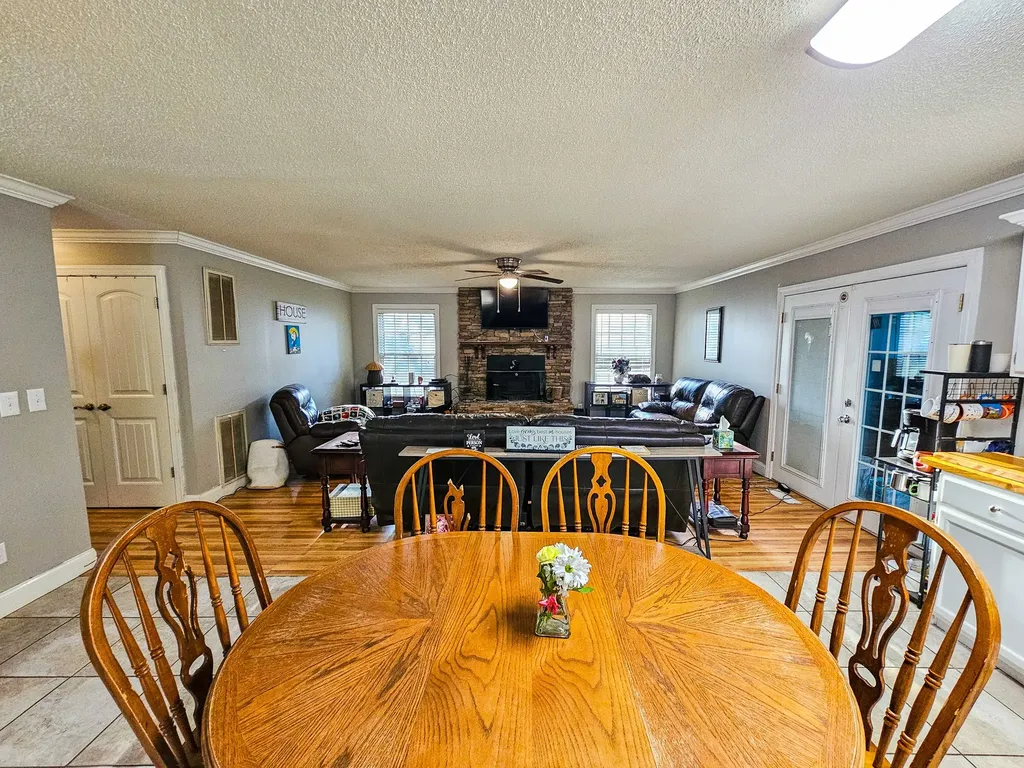 206 Hilltop Drive Shelbyville TN 37160