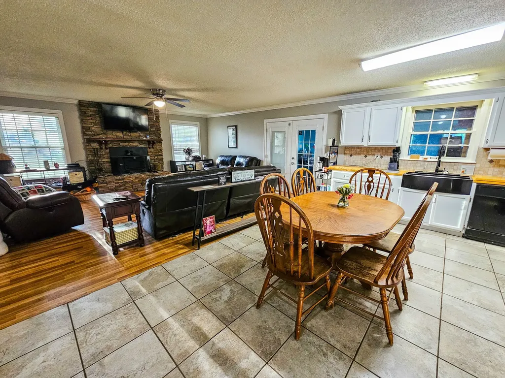 206 Hilltop Drive Shelbyville TN 37160