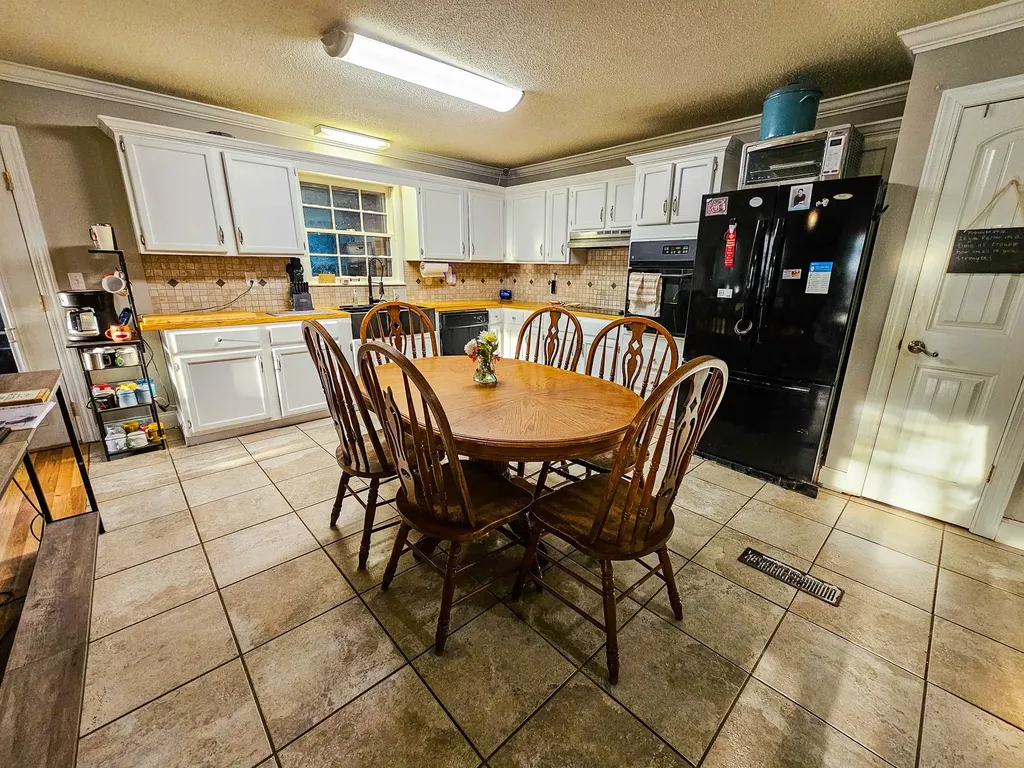 206 Hilltop Drive Shelbyville TN 37160