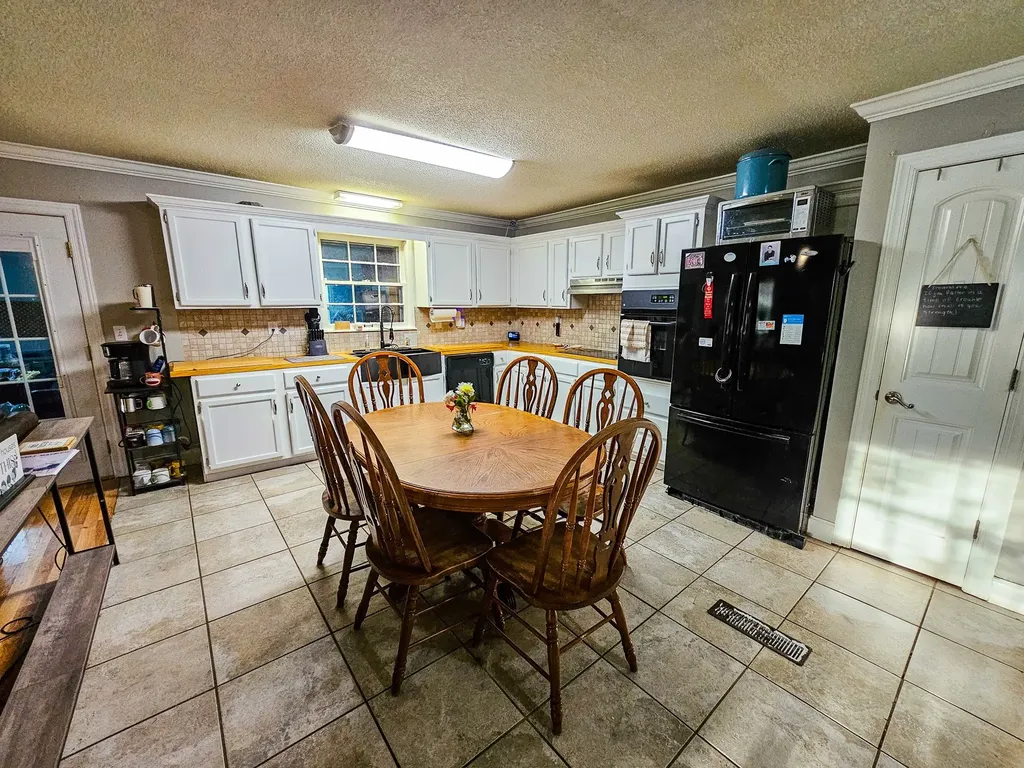 206 Hilltop Drive Shelbyville TN 37160