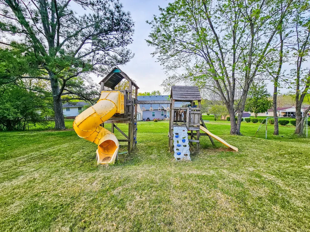 206 Hilltop Drive Shelbyville TN 37160