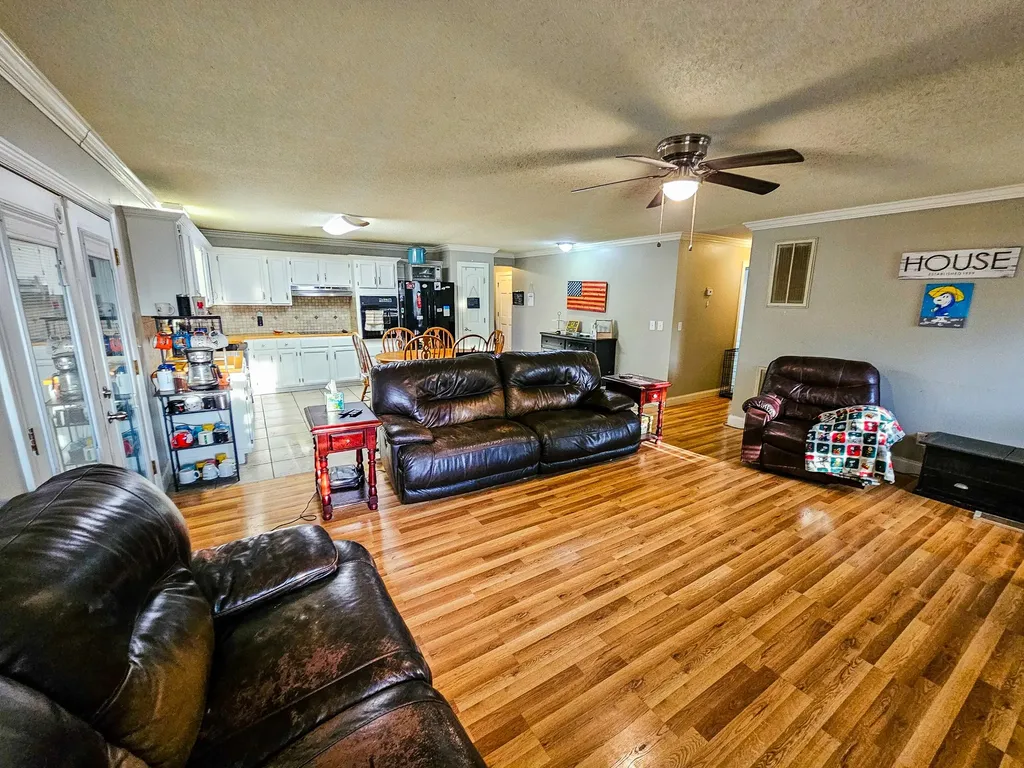 206 Hilltop Drive Shelbyville TN 37160
