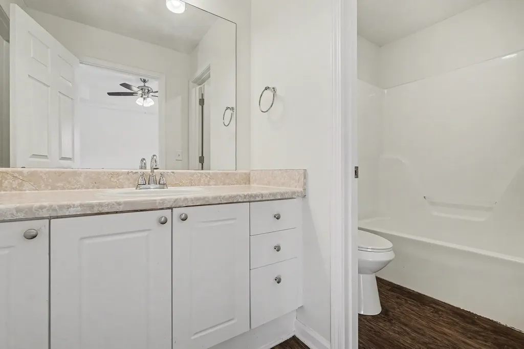 1513 Waxman Drive La Vergne TN 37086