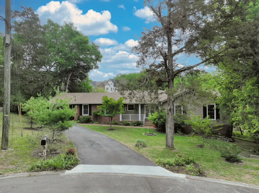 108 Cedar Springs Trail Hendersonville TN 37075