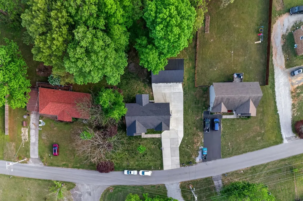 2150 Sunset Drive White Bluff TN 37187