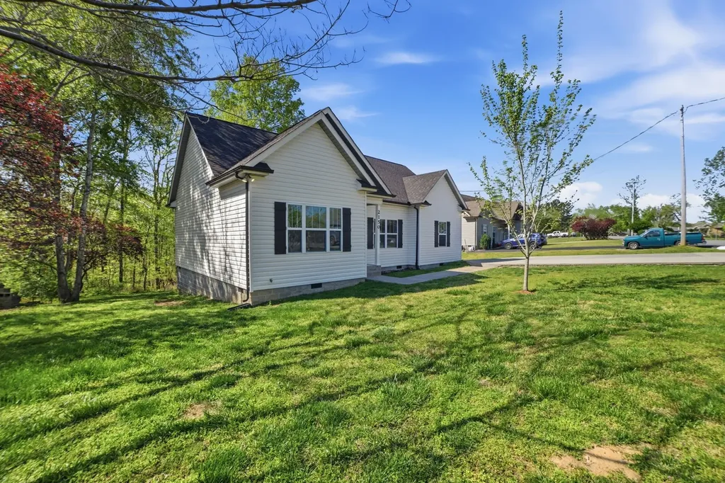 2150 Sunset Drive White Bluff TN 37187