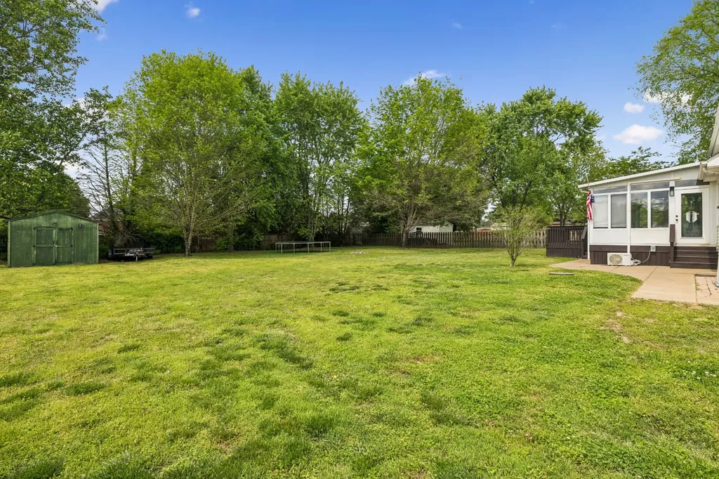 2884 Cages Bend Road Gallatin TN 37066