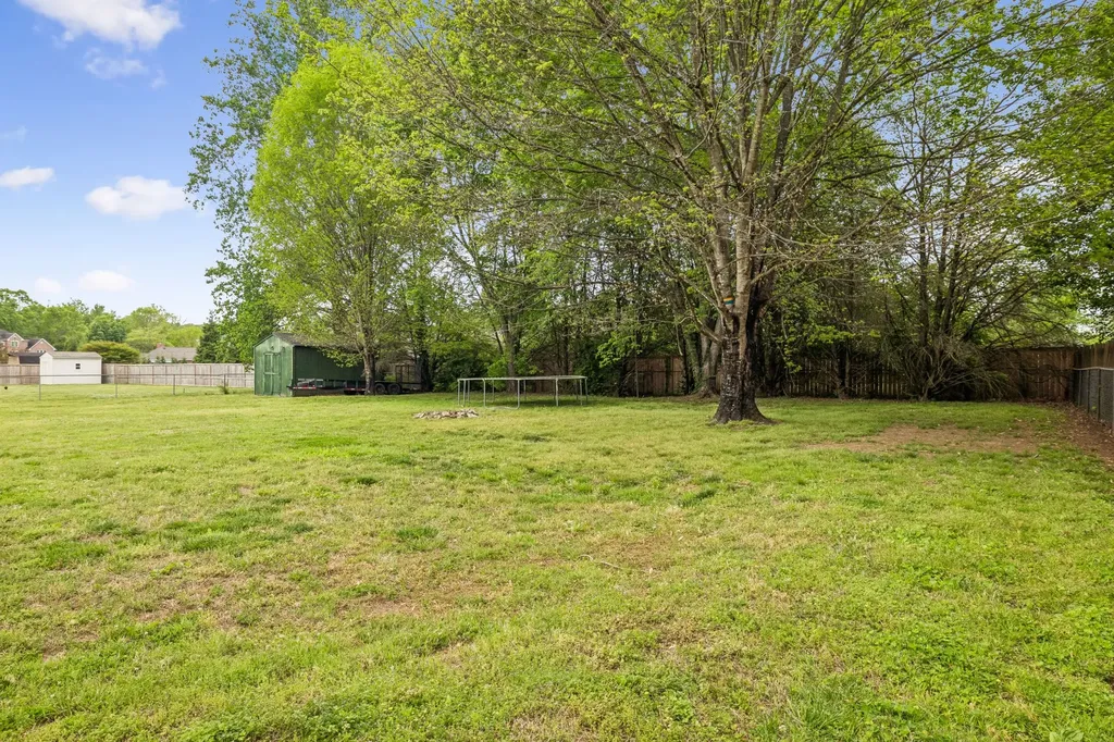 2884 Cages Bend Road Gallatin TN 37066