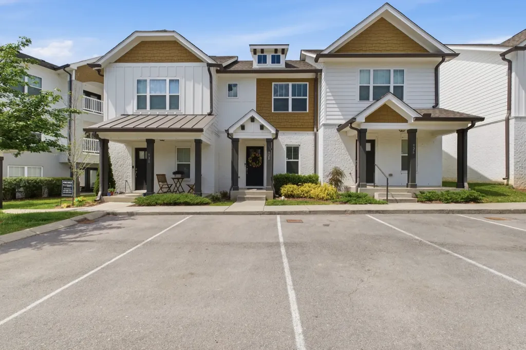 928 Governors Court Antioch TN 37013