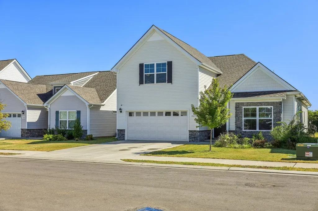 1661 Secretariat Trace Murfreesboro TN 37128