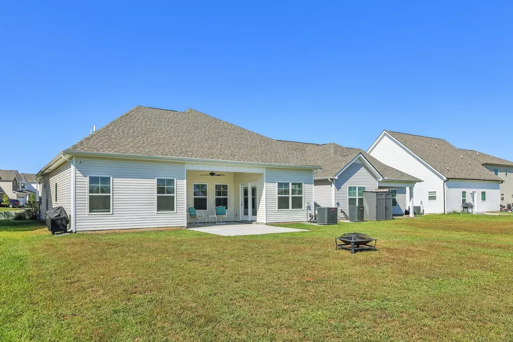 1661 Secretariat Trace Murfreesboro TN 37128