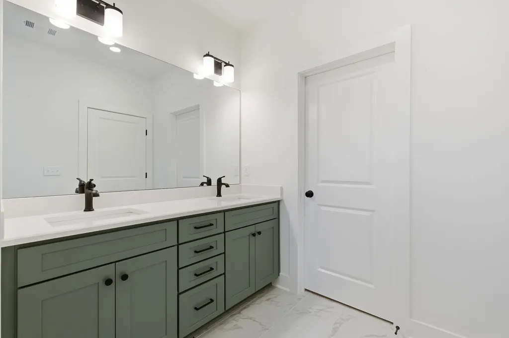 124 Nearwater Place Hendersonville TN 37075
