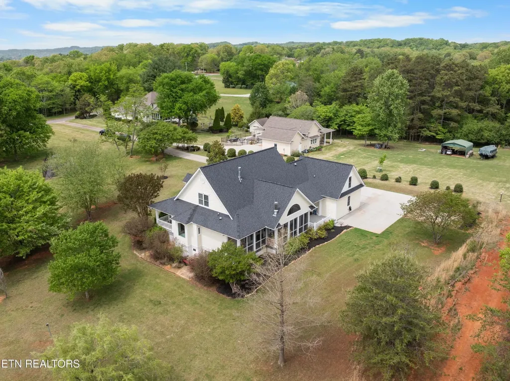 6625 Riverview Golf Drive Loudon TN 37774