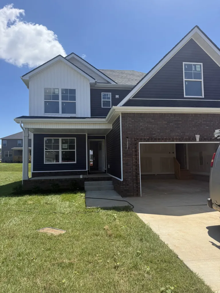 346 Cardinal Creek Clarksville TN 37040