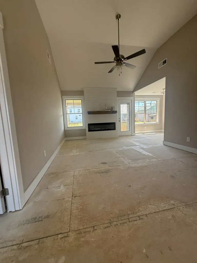 350 Cardinal Creek Clarksville TN 37040